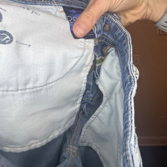 Pilcro Slim Boyfriend Jeans – Light Wash Distressed – Size 28 - Picture 2 of 3